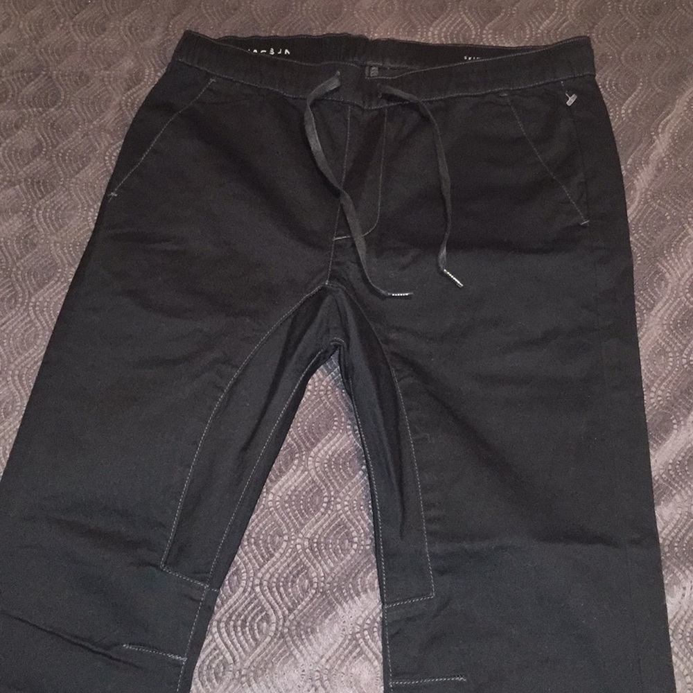 ♋️ Nwot boys skinny small pant joggers not sweats